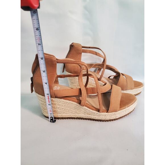 EILEEN FISHER Wanda Nubuck Leather Tan Strappy Wedge  EILEEN FISHER Wanda Nubuck Leather Tan Strappy Wedge Espadrille Sandals.s48